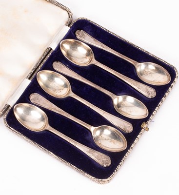 Lot 172 - A set of six silver teaspoons, of golfing interest