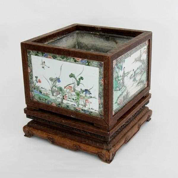Lot 1195 - A Chinese famille verte jardiniere, 18th...