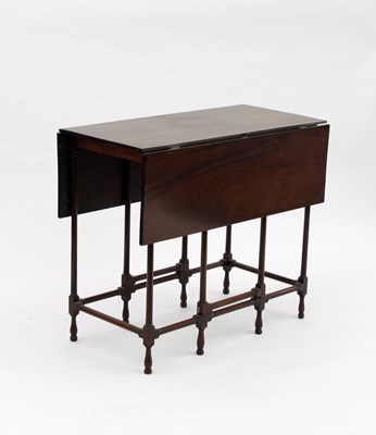 Lot 50 - A George III mahogany spider gateleg table,...