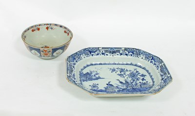 Lot 268 - A late 18th Century Chinese blue and white...