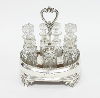 Lot 463 - A silver cruet stand, John Evans, 1842, of...