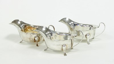 Lot 496 - A pair of silver sauceboats, Viners, Sheffield...