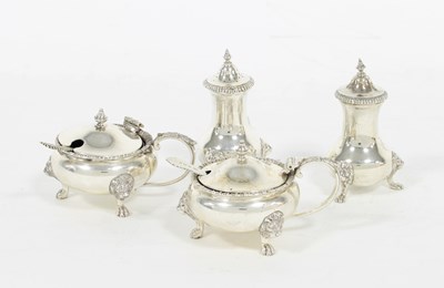 Lot 510 - A silver cruet, E B, London 1980, on lion mask...