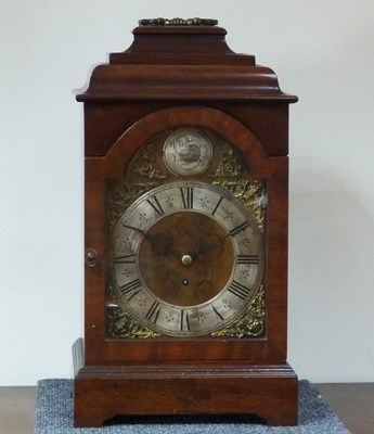 Lot 651 - An Edwardian mahogany bracket clock with bell...