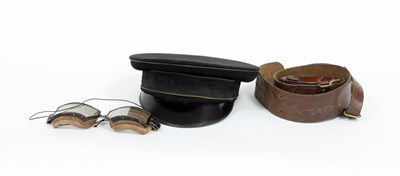 Lot 681 - A pair of early 20th Century aviation goggles,...