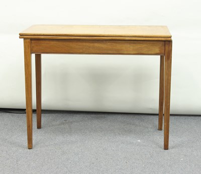 Lot 226 - A modern card table