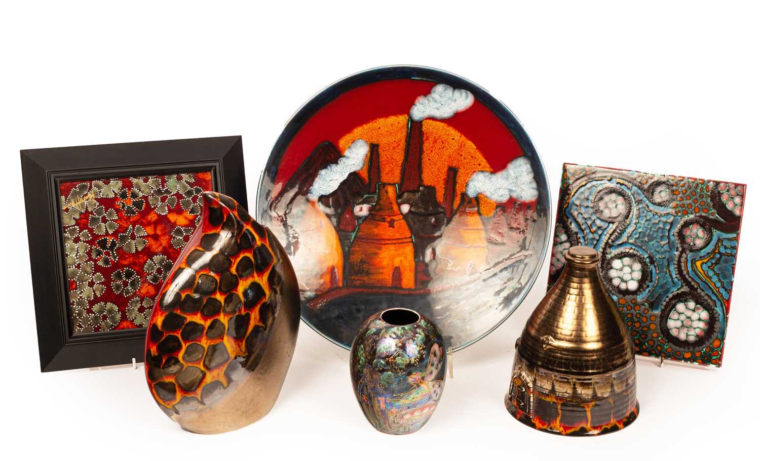 Lot 125 - Anita Harris pottery