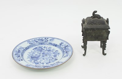 Lot 912 - A Chinese blue and white plate, late 18th...