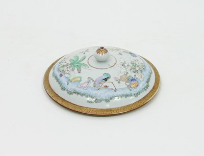 Lot 914 - A Chinese domed cover for a bowl, circa 1800,...