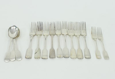 Lot 1062 - A quantity of silver fiddle pattern flatware,...