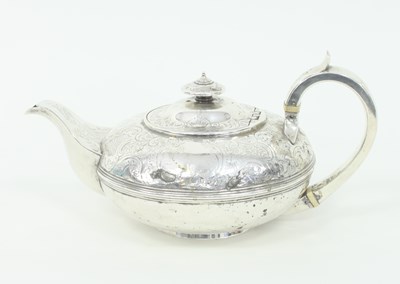 Lot 1108 - A George IV silver teapot, London 1829, of...