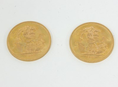 Lot 1175 - Two gold sovereigns, 1968