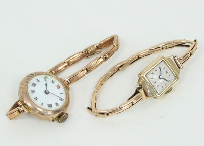 Lot 1244 - A lady's 9ct gold cased wristwatch with...