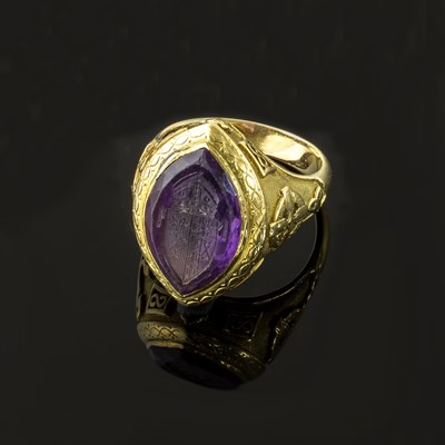 Lot 1283 - A fine amethyst and gold Bishop's ring, The...