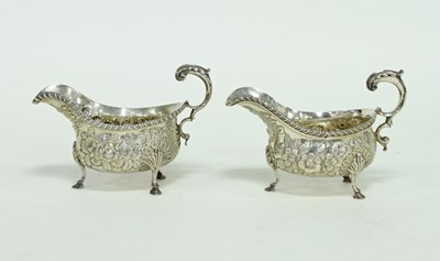 Lot 259 - A matched pair of silver sauceboats, one GS,...