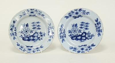 Lot 368 - A pair of 18th Century blue and white Delft...