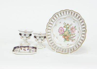 Lot 370 - A pair of German porcelain salts, the kakiemon...