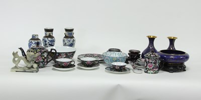 Lot 411 - Sundry decorative Oriental china