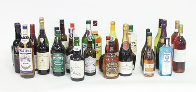 Lot 906 - A quantity of wines and spirits