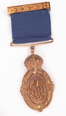 Lot 132 - A George V Kaisar-I-Hind medal