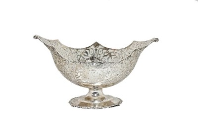 Lot 226 - A silver basket, Jackson & Fullerton, London...