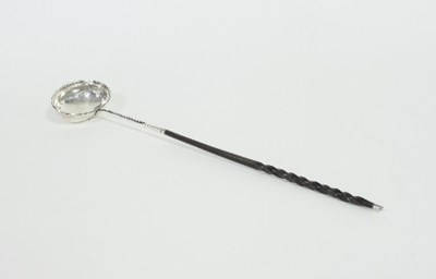 Lot 257 - A Georgian silver toddy ladle, marks rubbed,...