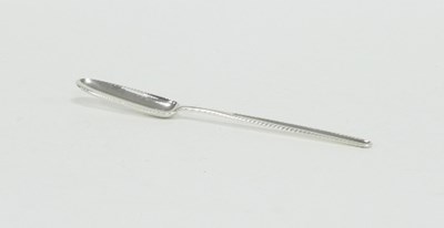 Lot 297 - A George III silver marrow scoop, Hester...