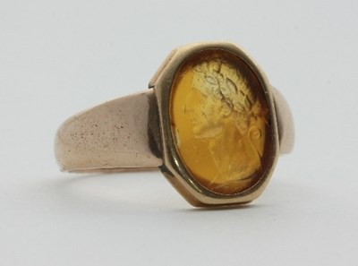 Lot 410 - A hardstone intaglio ring, depicting a Roman...