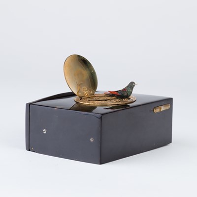 Lot 31 - A Swiss singing bird box, early 20th Century,...