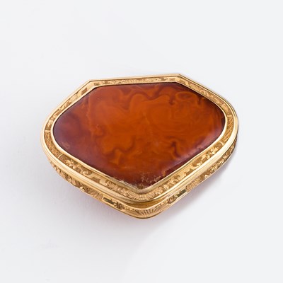 Lot 63 - An 18th Century amber and gold snuff box, of...