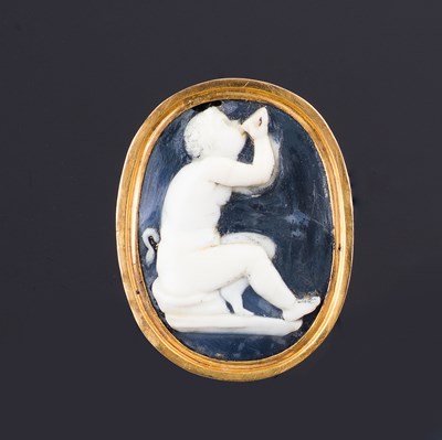 Lot 90 - A 17th Century hardstone cameo depicting a...