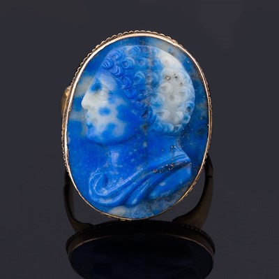 Lot 96 - An 18th Century lapis cameo depicting a man in...