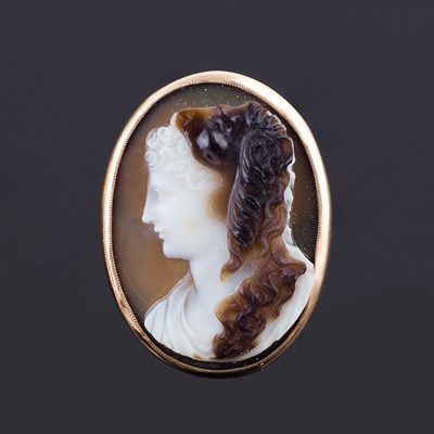 Lot 97 - An 18th Century hardstone cameo depicting a...