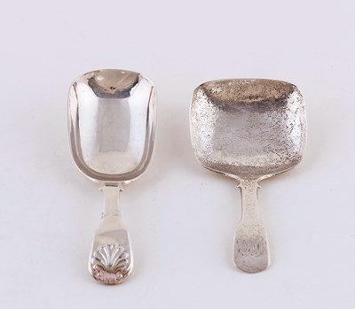 Lot 117 - A George IV silver caddy spoon, London 1828,...