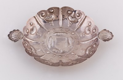 Lot 124 - A Charles I silver sweetmeat dish, William...