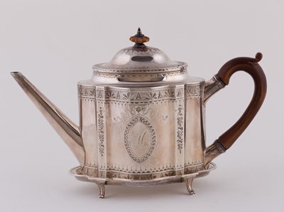 Lot 130 - A George III silver teapot and stand, Robert...