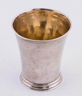 Lot 134 - A George I silver beaker, John Carnaby,...