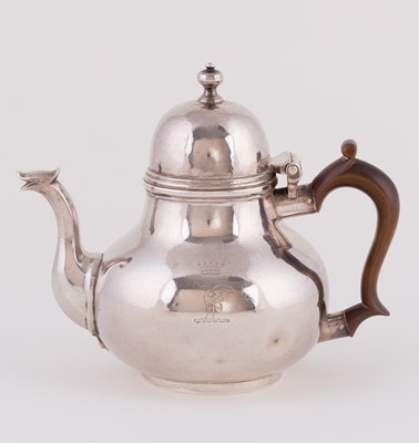 Lot 149 - An Irish silver teapot, maker's mark rubbed...