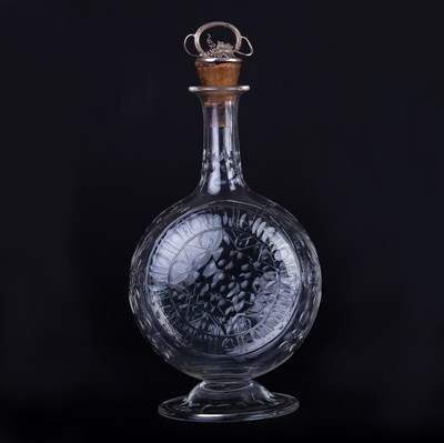 Lot 313 - A moon flask shaped glass decanter cut a...