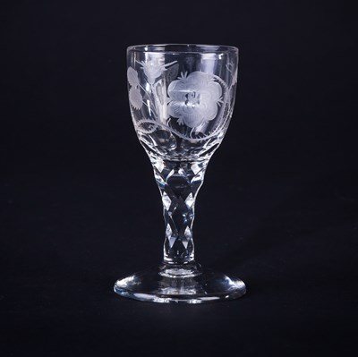 Lot 335 - A Georgian wine glass, the bowl etched a Tudor...