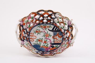 Lot 445 - A Worcester two-handled oval basket, circa...