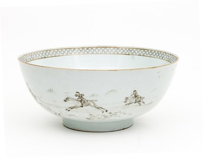 Lot 289 - A large and fine Chinese export punch bowl,...