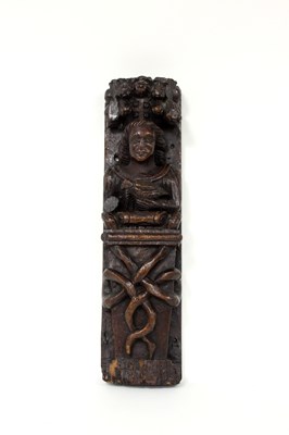 Lot 373 - A 17th Century oak caryatid mount, 46cm wide