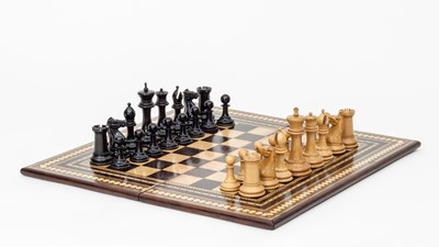 Lot 506 - A set of boxwood and ebony Staunton chessmen,...