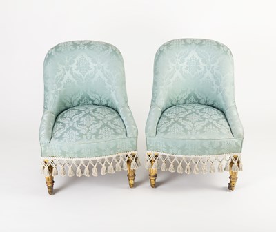 Lot 789 - A pair of Victorian upholstered tub chairs on...