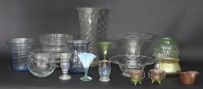 Lot 303 - A quantity of art glass/Provenance: Plas Gwyn,...