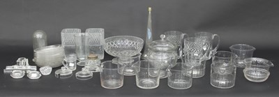 Lot 313 - A quantity of glass including ten wine glass...