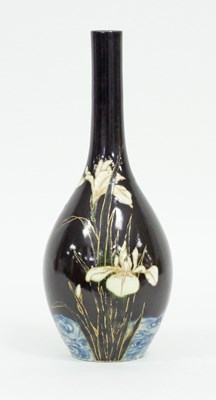 Lot 430 - A Japanese Satsuma vase, circa 1910, decorated...