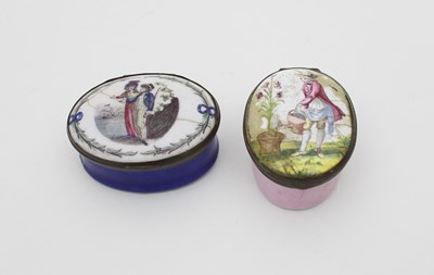 Lot 494 - A Bilston enamel box, late 18th Century, of...