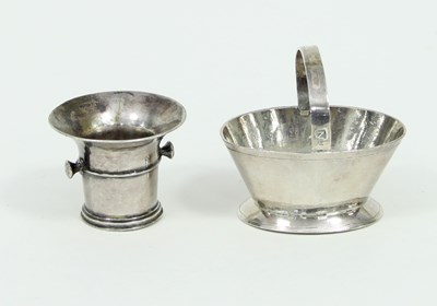 Lot 527 - An 18th Century Dutch miniature or toy silver...